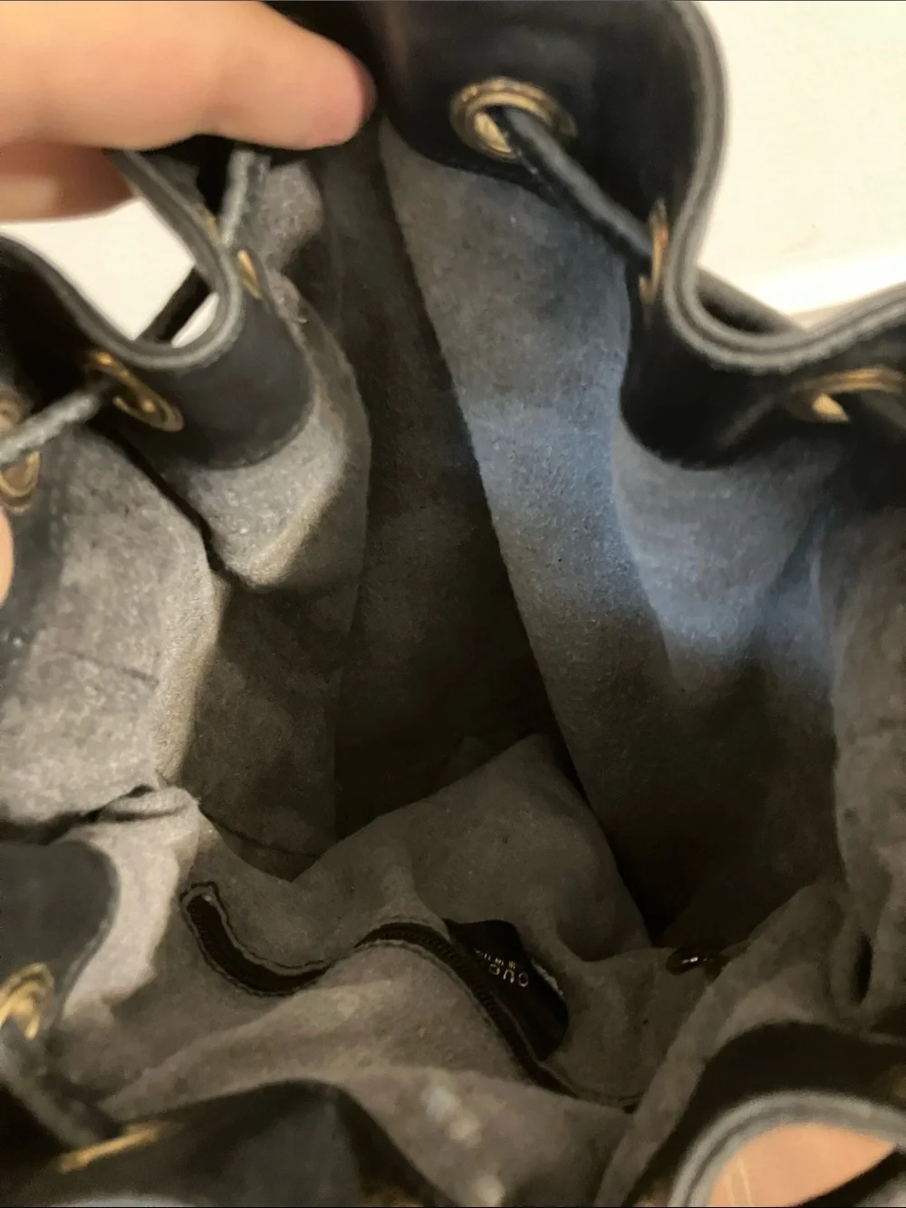 Gucci Black Leather Drawstring Bucket Bag with Bamboo Handle